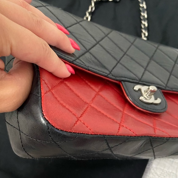 ‼️SOLD‼️CHANEL Vintage Classic Medium Flap Bag - Picture 6 of 13